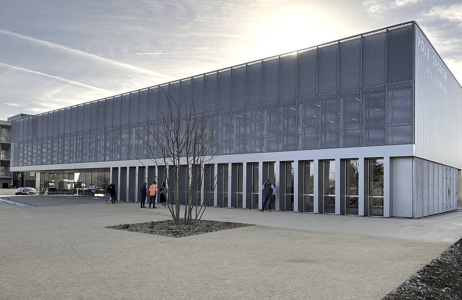 Studiogardoni pole%20sportif%20montluel%2001 - Attribut alt par défaut.